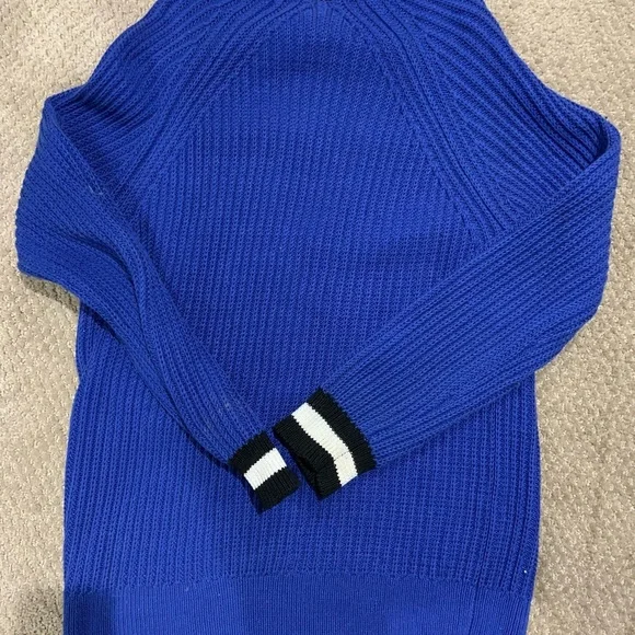 RAG & BONE DEEP V NECK TALIA SWEATER SIZE LARGE - Picture 2 of 4